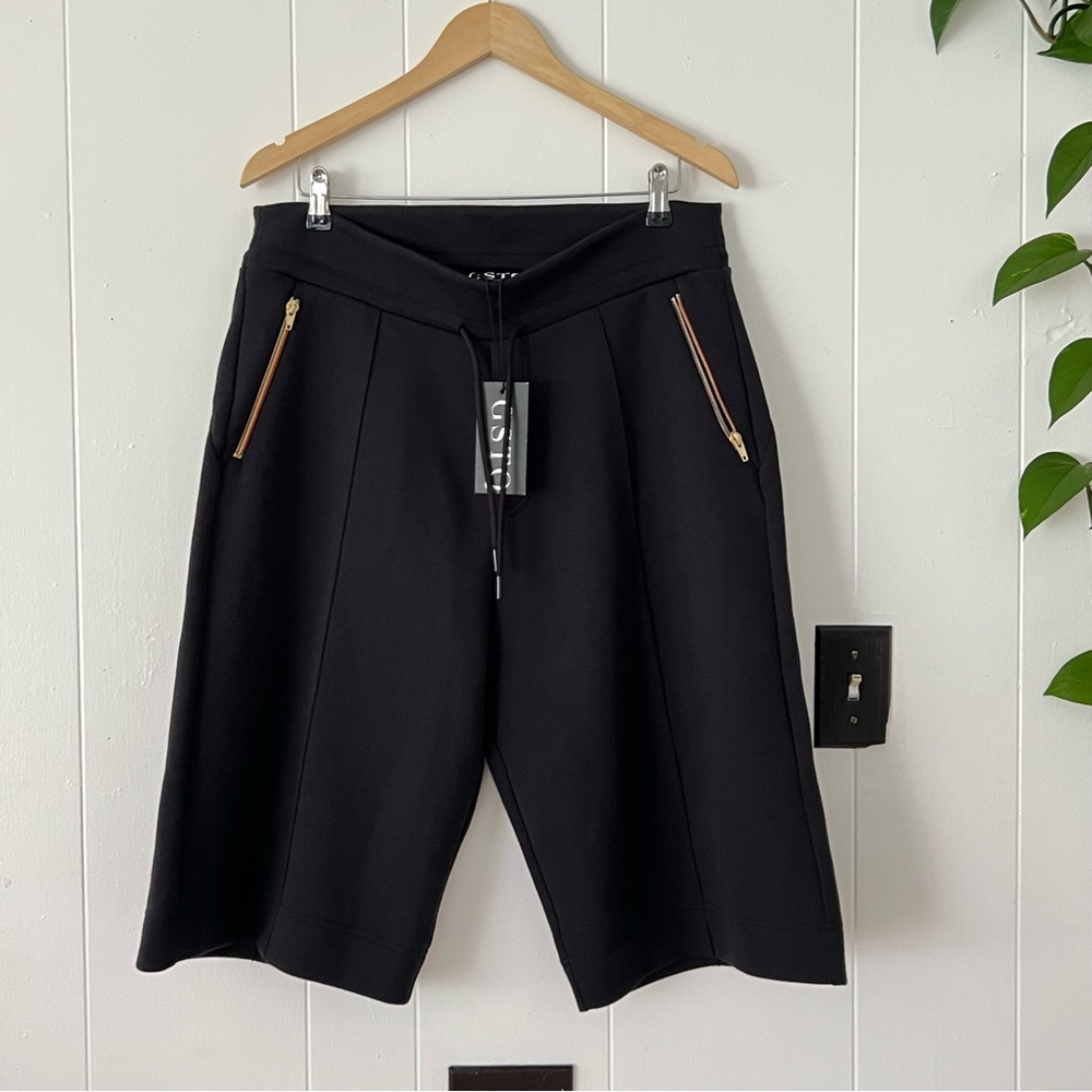 GSTQ Pleated Long Short Size Large New with Tags - Picture 1 of 7